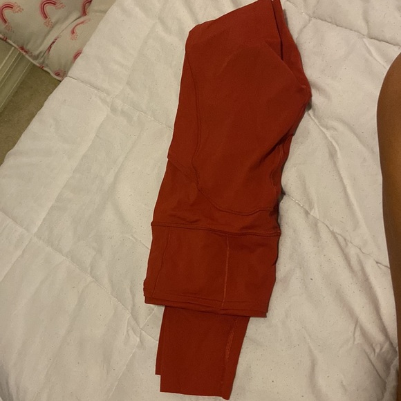 Size 6 lululemon fast and free high rise leggings with pockets - Picture 4 of 4
